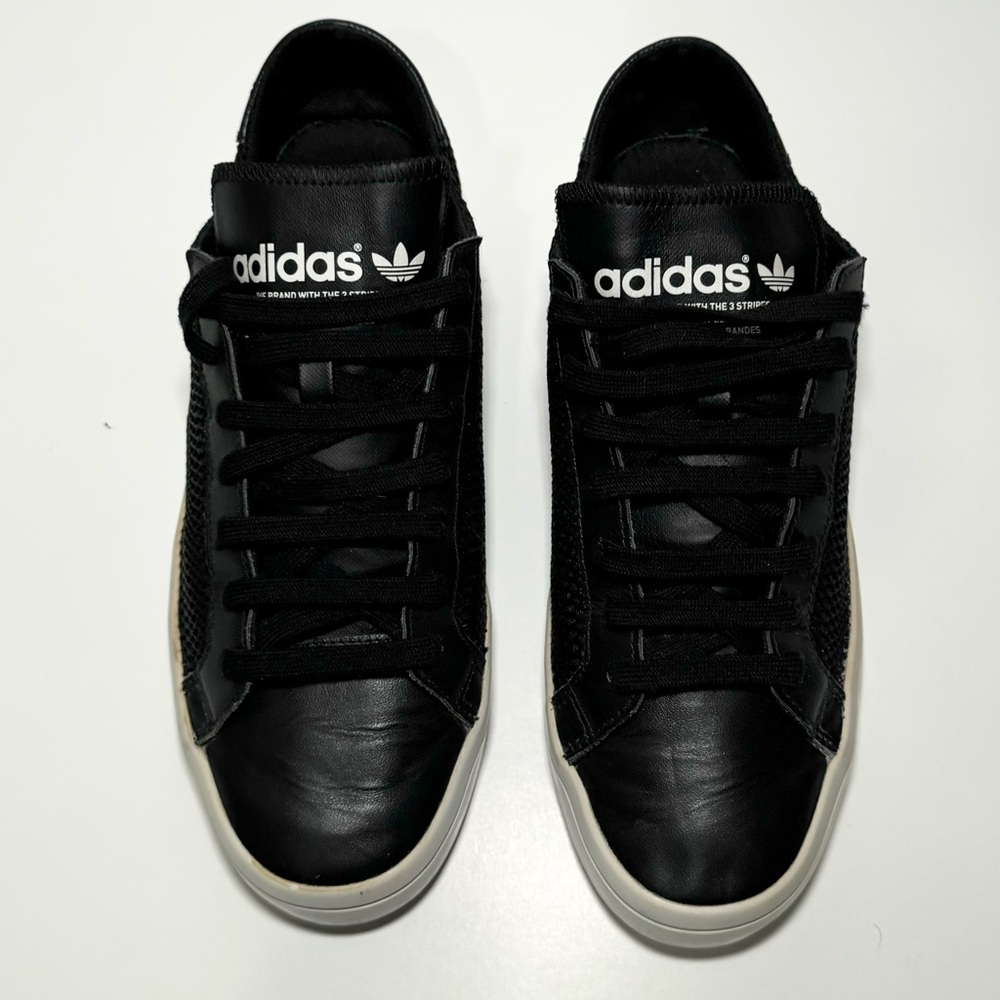 Women's Adidas Orginals Court Vantage Tennis Shoes